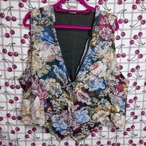 Women’s Vintage Honors Plus Size Elegant Floral V-Neck Vest